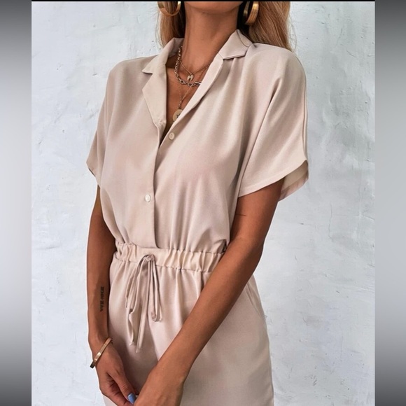 SHEIN Lapel Collar, Batwing Sleeve Summer Shorts Romper, Women’s Size Small - Picture 5 of 9